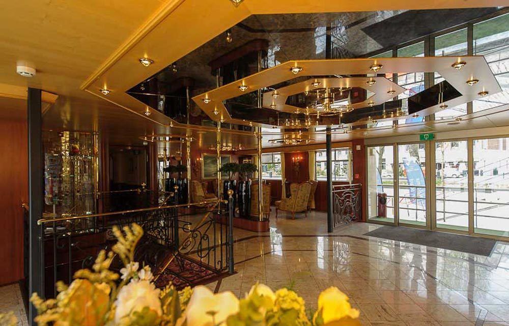 Knm Ms Switzerland I - Dusseldorf Hotel Eksteriør billede