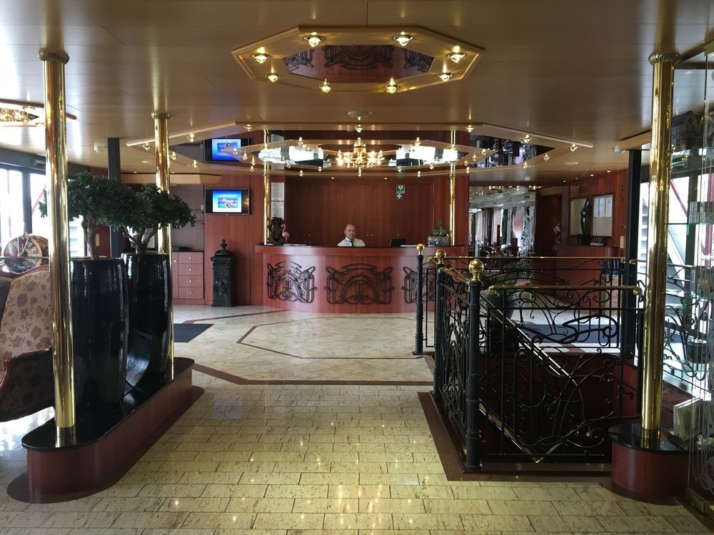 Knm Ms Switzerland I - Dusseldorf Hotel Eksteriør billede