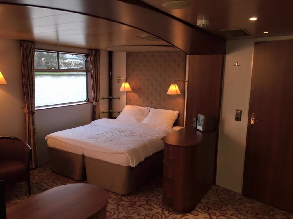 Knm Ms Switzerland I - Dusseldorf Hotel Eksteriør billede