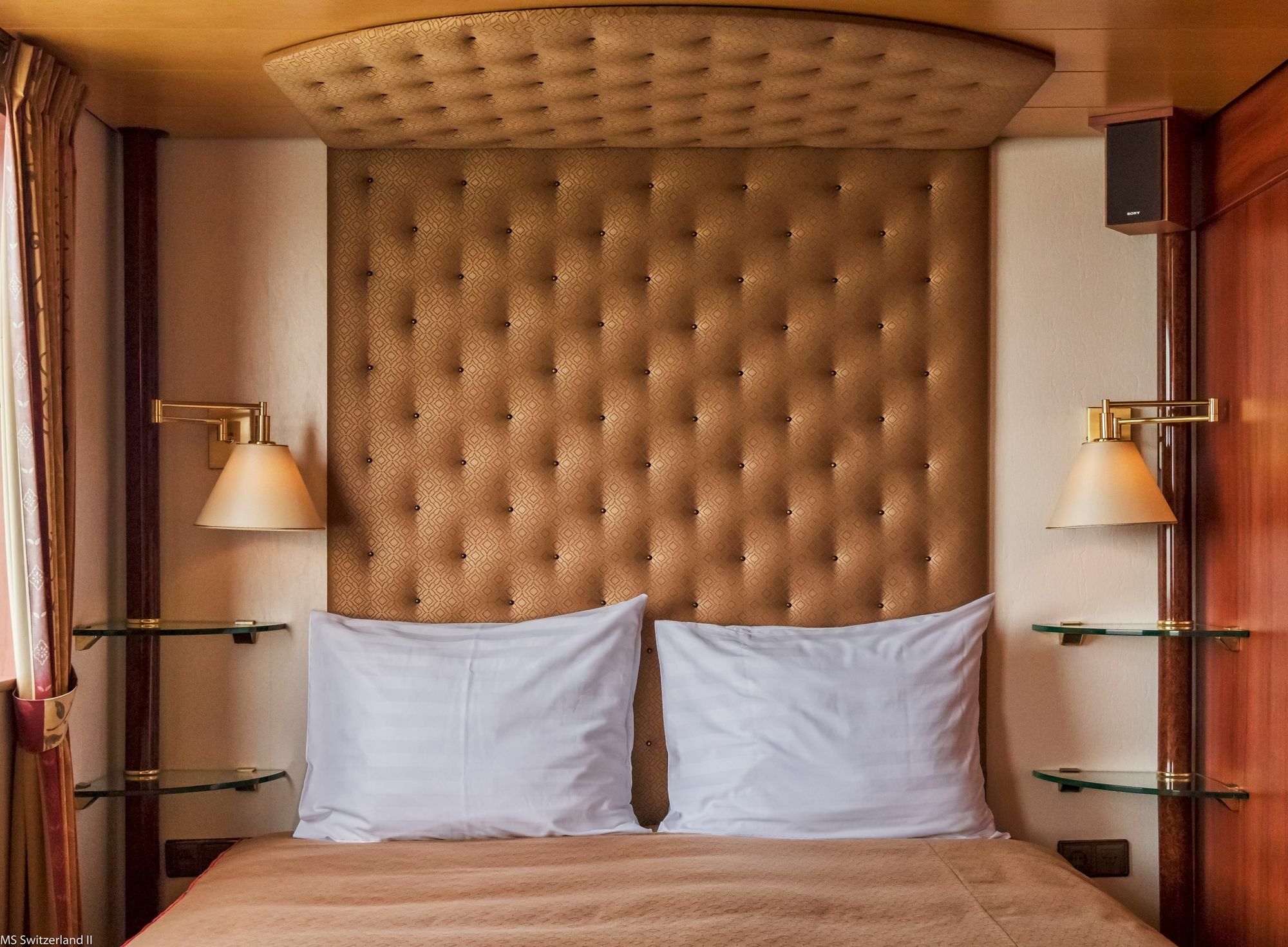 Knm Ms Switzerland I - Dusseldorf Hotel Eksteriør billede